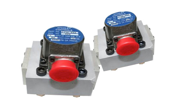 Naprawa i serwis proporcjonalnych zaworów do systemów wtryskowych, takich jak Sumitomo (SHI) Demag.